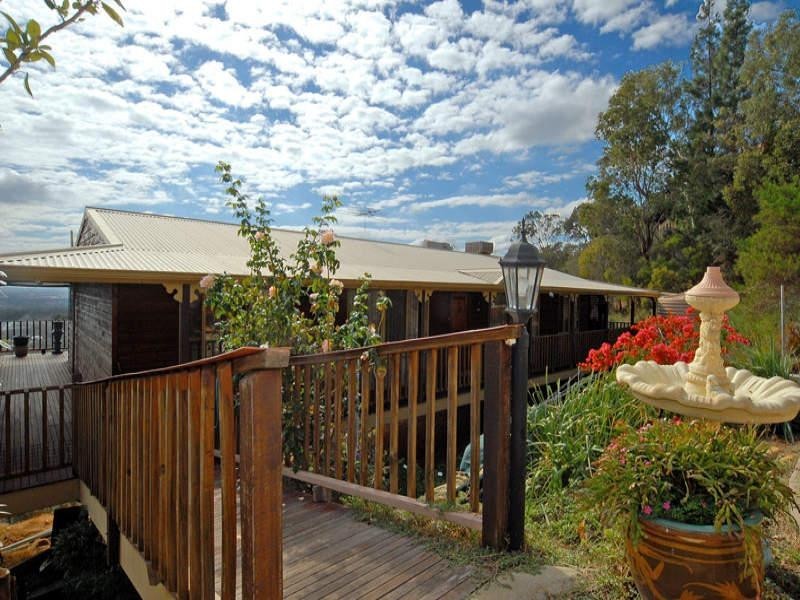 26 Girrawheen Drive, Gooseberry Hill WA 6076