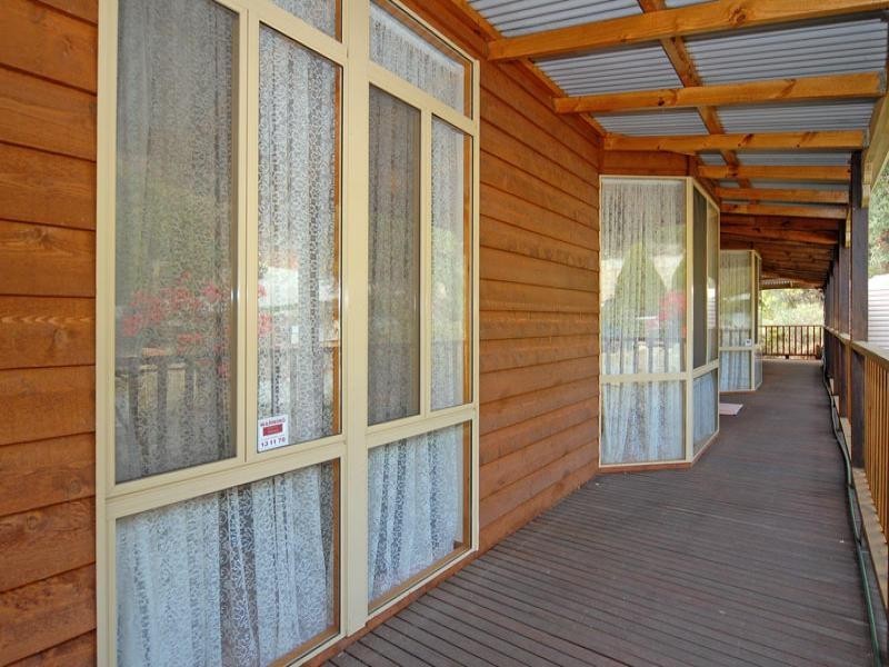 26 Girrawheen Drive, Gooseberry Hill WA 6076