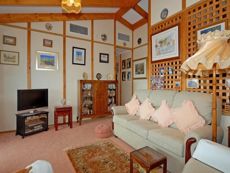 26 Girrawheen Drive, Gooseberry Hill WA 6076