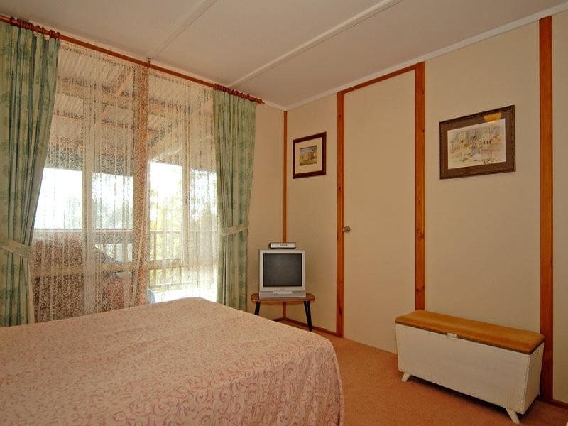 26 Girrawheen Drive, Gooseberry Hill WA 6076