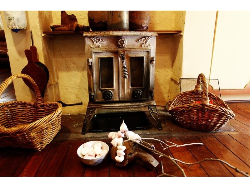 9 Seaview Terrace, Kalamunda WA 6076