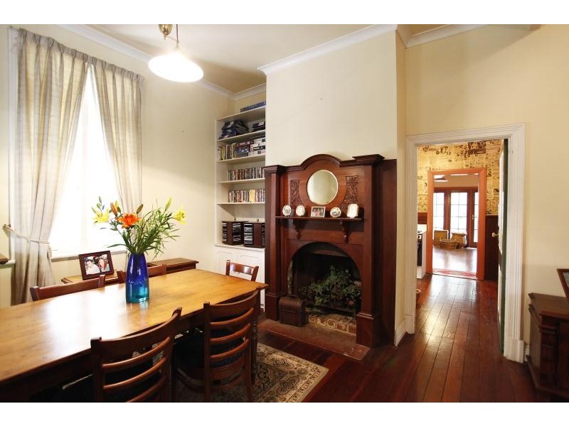 9 Seaview Terrace, Kalamunda WA 6076