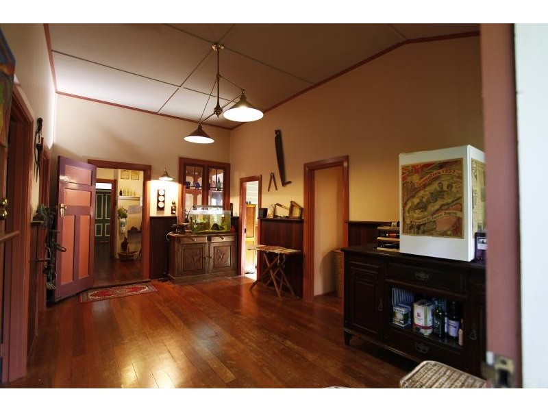 9 Seaview Terrace, Kalamunda WA 6076