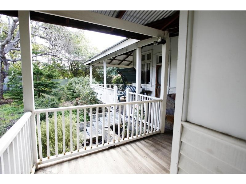 9 Seaview Terrace, Kalamunda WA 6076