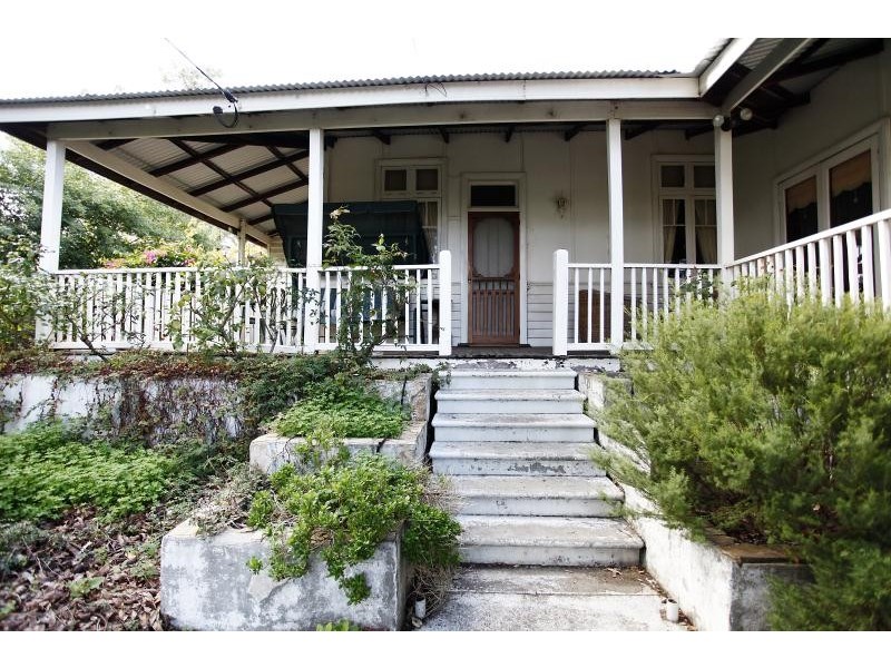 9 Seaview Terrace, Kalamunda WA 6076