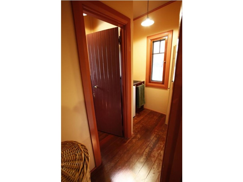 9 Seaview Terrace, Kalamunda WA 6076