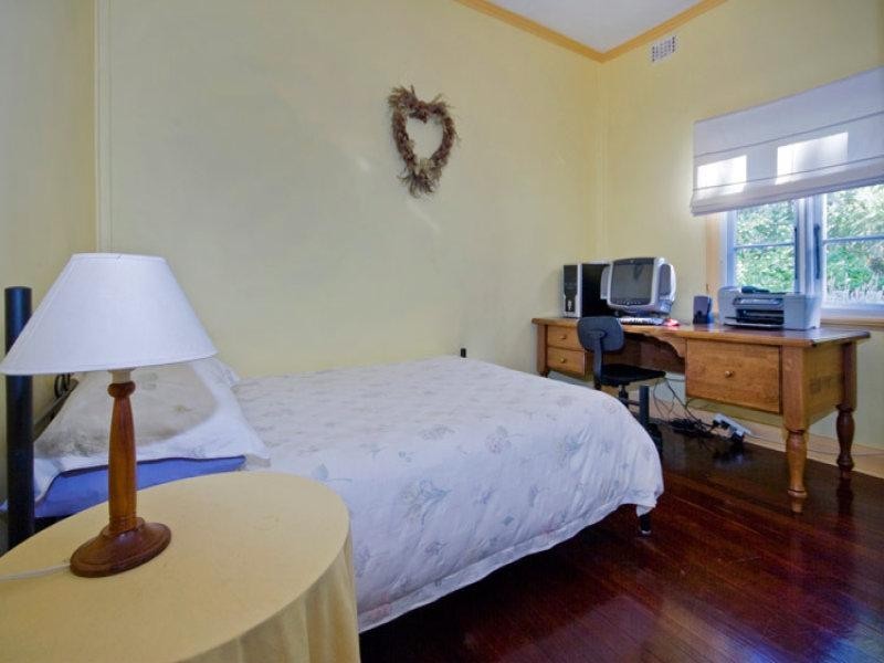 119 Railway Road, Gooseberry Hill WA 6076