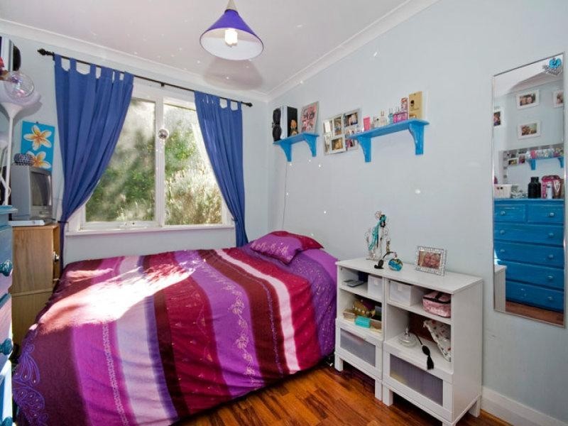 119 Railway Road, Gooseberry Hill WA 6076