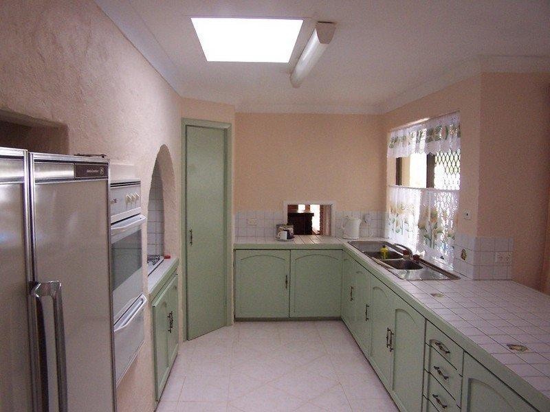 8 Sisely Road, Gooseberry Hill WA 6076