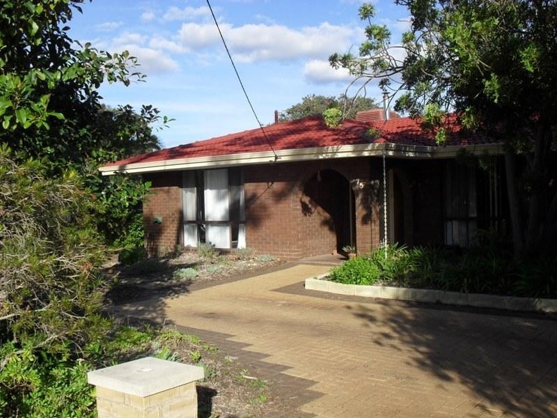 75 Temby Avenue, Kalamunda WA 6076