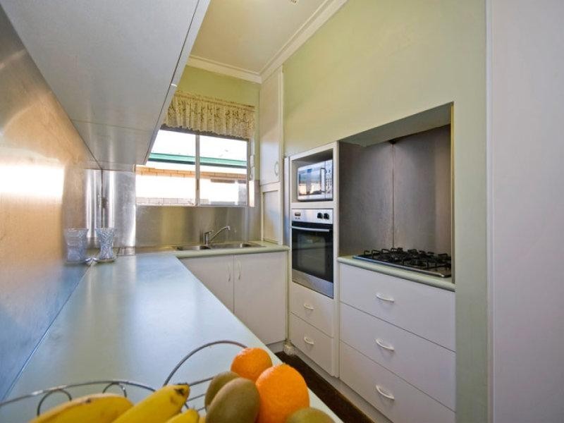 29 Alpine Road, Kalamunda WA 6076