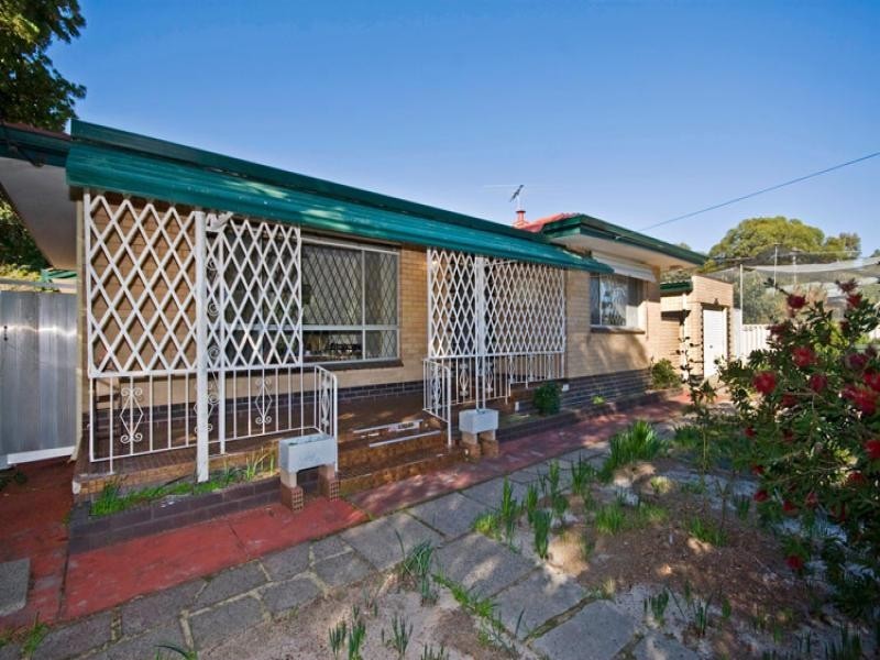 29 Alpine Road, Kalamunda WA 6076