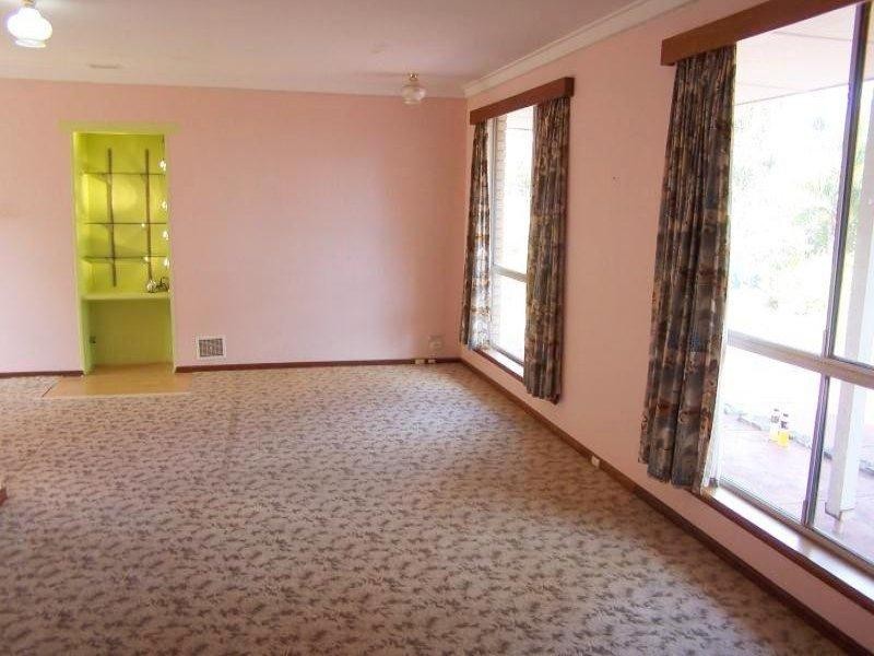 58 Watsonia Road, Gooseberry Hill WA 6076