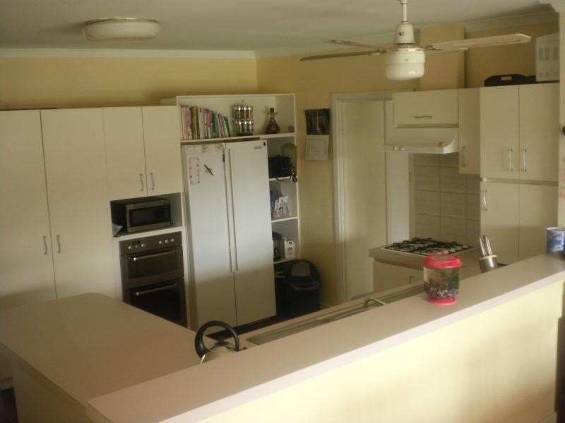 22 Corella Street, Lesmurdie WA 6076