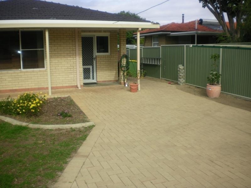 22 Corella Street, Lesmurdie WA 6076