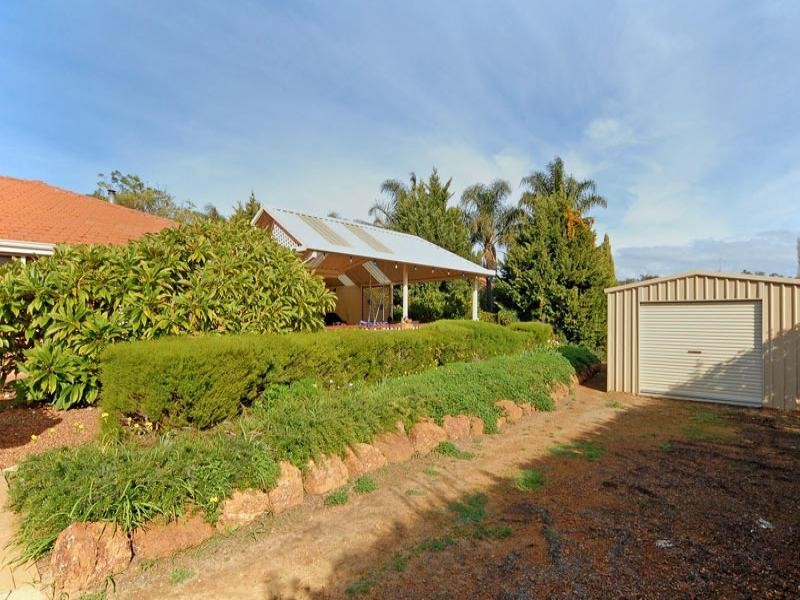 5 Logie Vale, Lesmurdie WA 6076