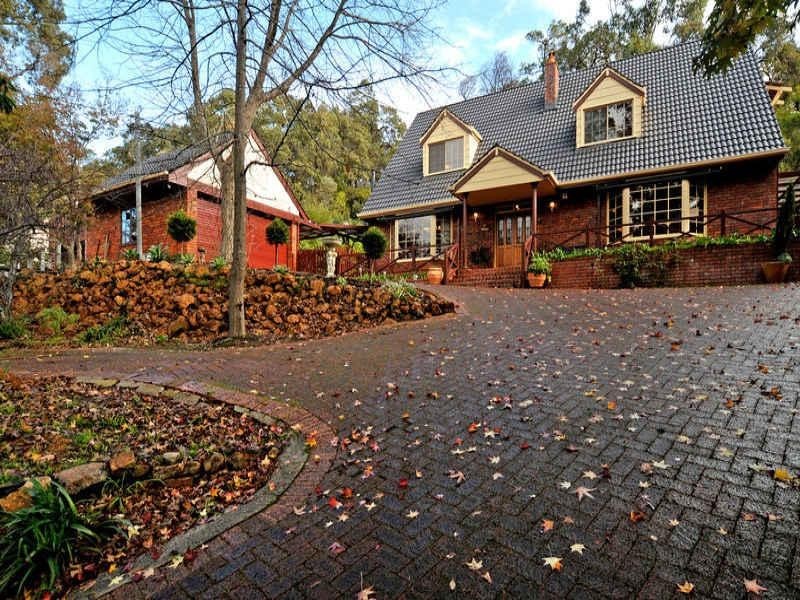 55 Spring Road, Kalamunda WA 6076