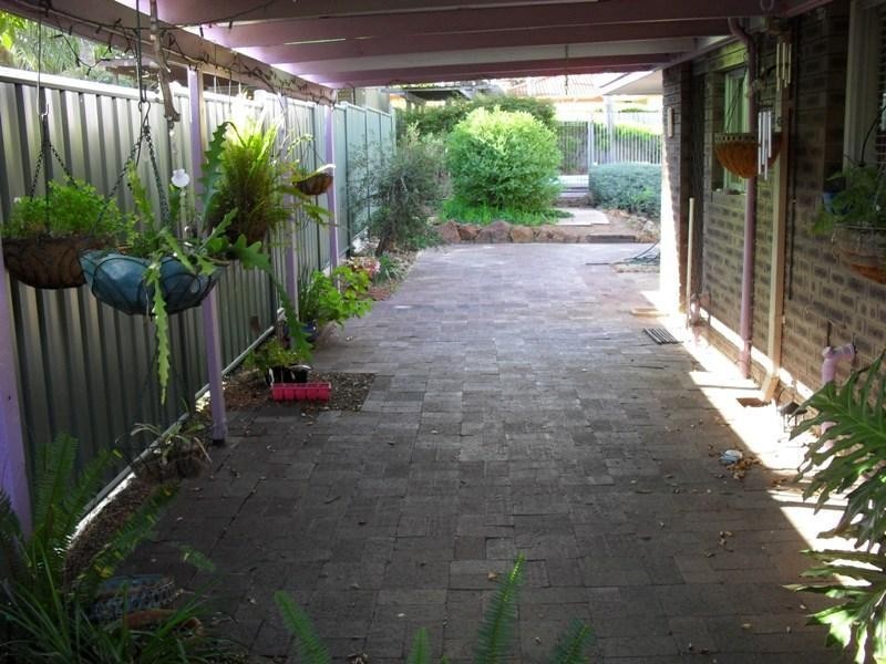 54 Armour Way, Lesmurdie WA 6076