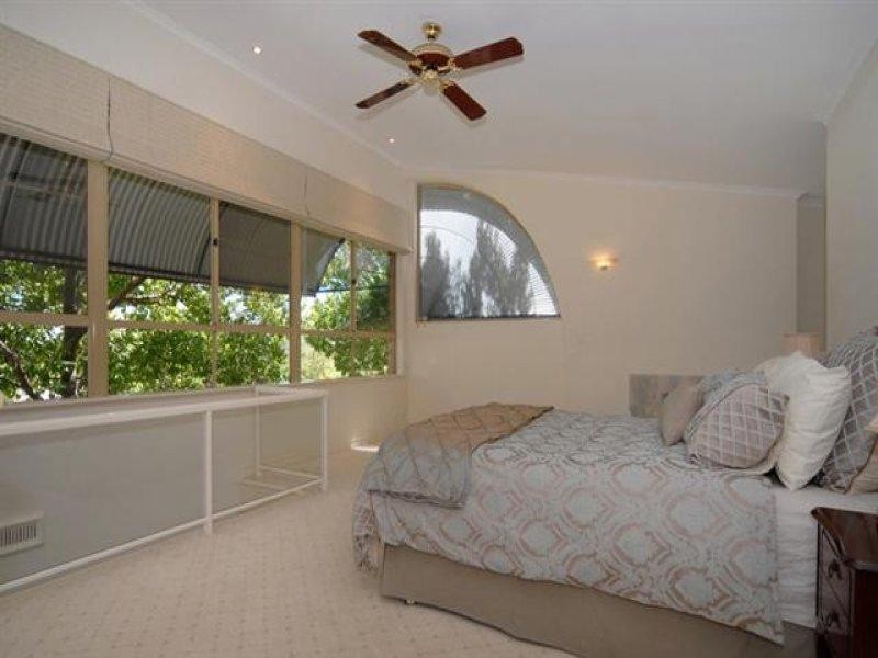 21 Grenville Road, Gooseberry Hill WA 6076