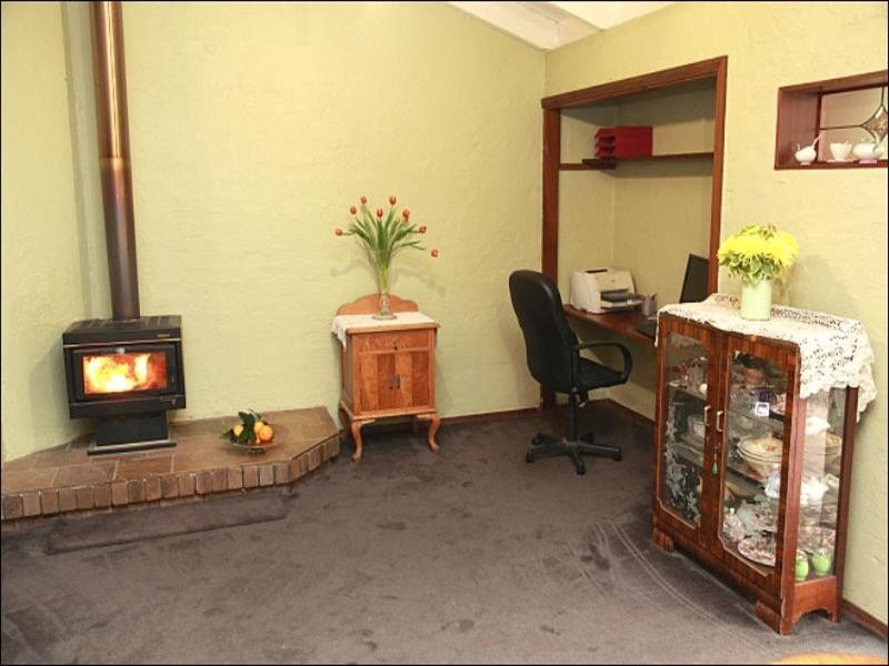 11 Northolt Street, Lesmurdie WA 6076