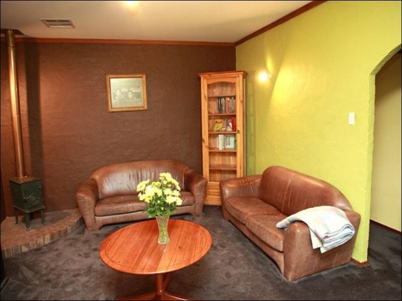 11 Northolt Street, Lesmurdie WA 6076