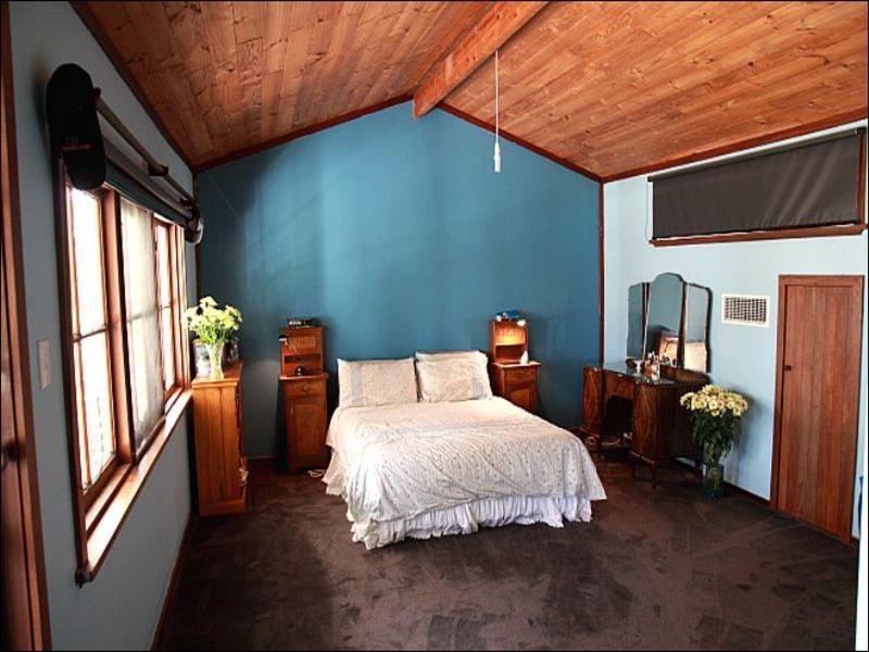 11 Northolt Street, Lesmurdie WA 6076