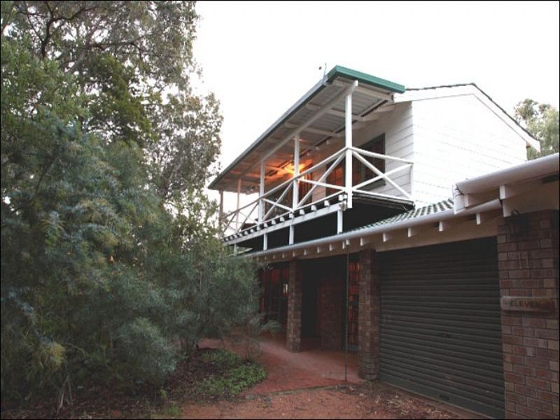 11 Northolt Street, Lesmurdie WA 6076