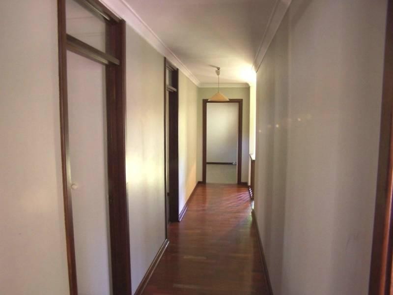 11 Burrinjuck Road, Gooseberry Hill WA 6076