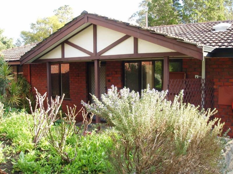 Unit 13/19 Byron Road, Kalamunda WA 6076