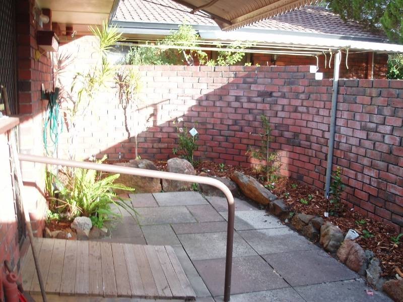 Unit 13/19 Byron Road, Kalamunda WA 6076