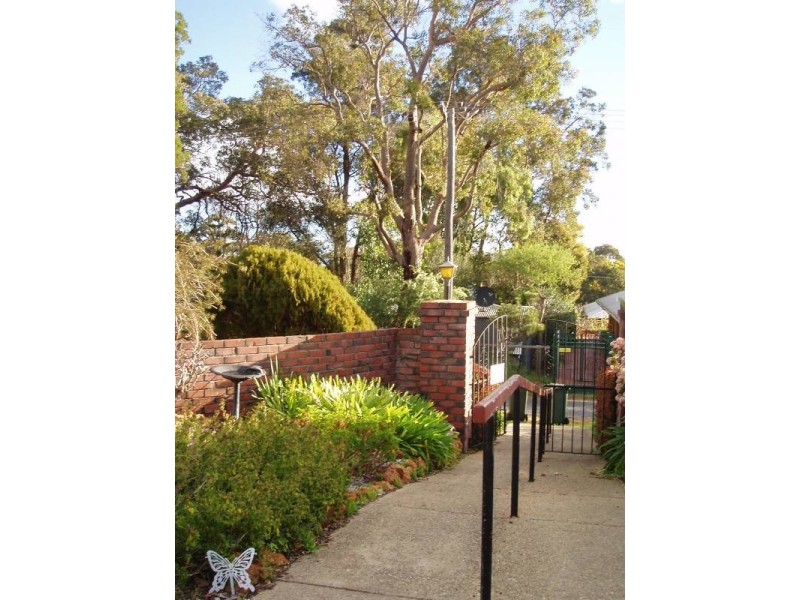 Unit 13/19 Byron Road, Kalamunda WA 6076