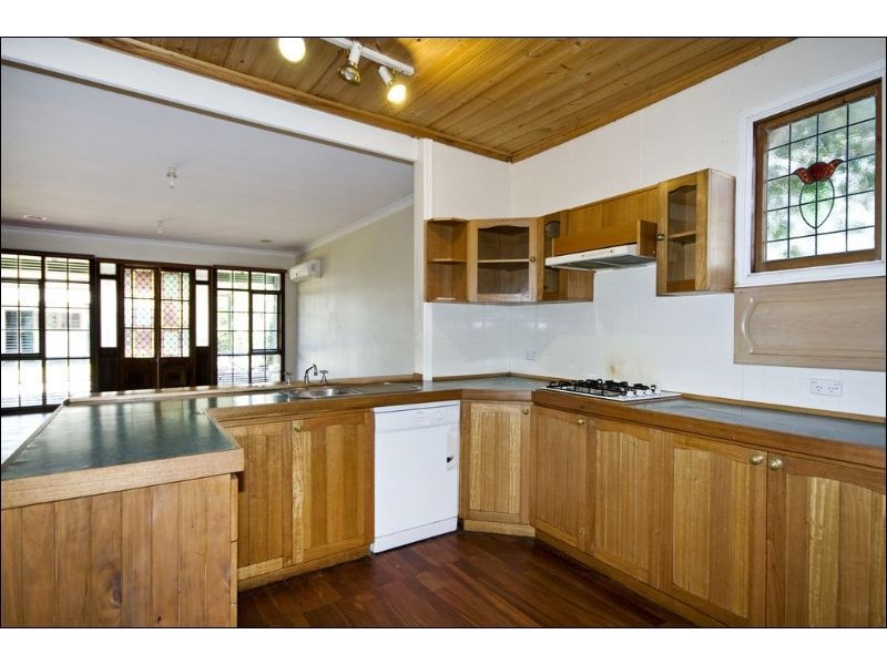 19 Elizabeth Street, Kalamunda WA 6076