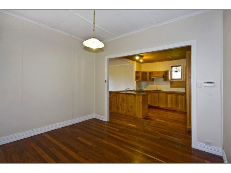 19 Elizabeth Street, Kalamunda WA 6076