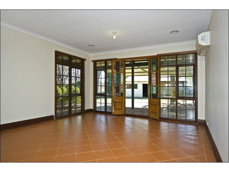 19 Elizabeth Street, Kalamunda WA 6076