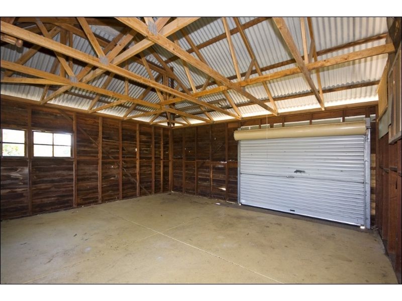 19 Elizabeth Street, Kalamunda WA 6076