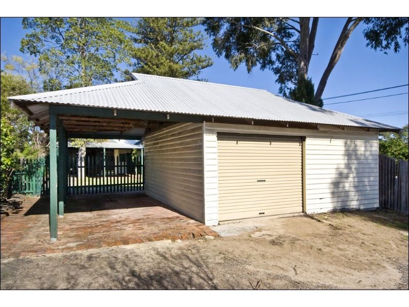 19 Elizabeth Street, Kalamunda WA 6076