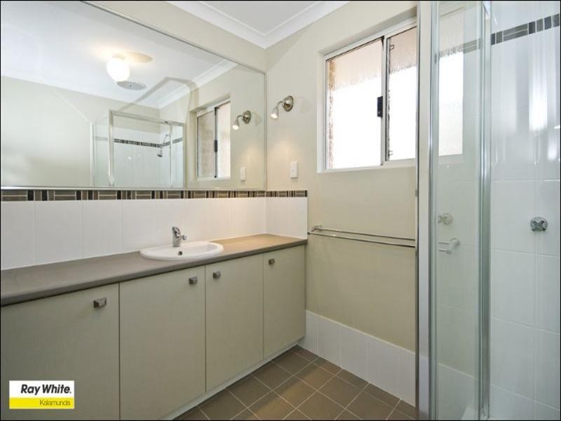 2/ 14 Heath Road, Kalamunda WA 6076