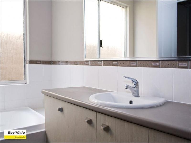 3/ 14 Heath Road, Kalamunda WA 6076