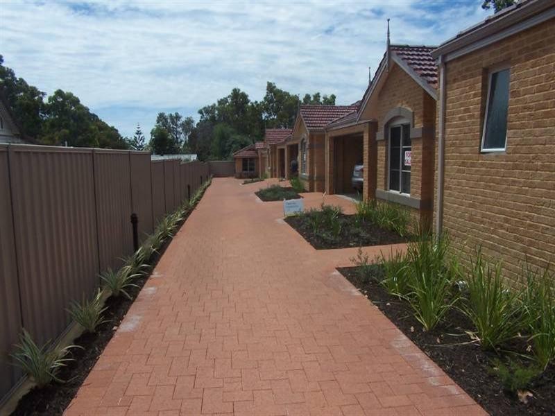 3/ 14 Heath Road, Kalamunda WA 6076