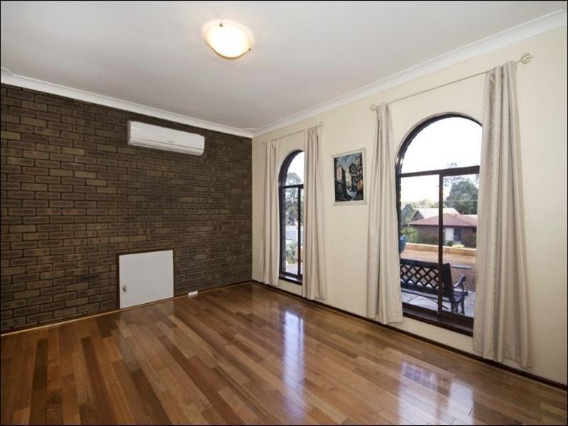 54 Armour Way, Lesmurdie WA 6076