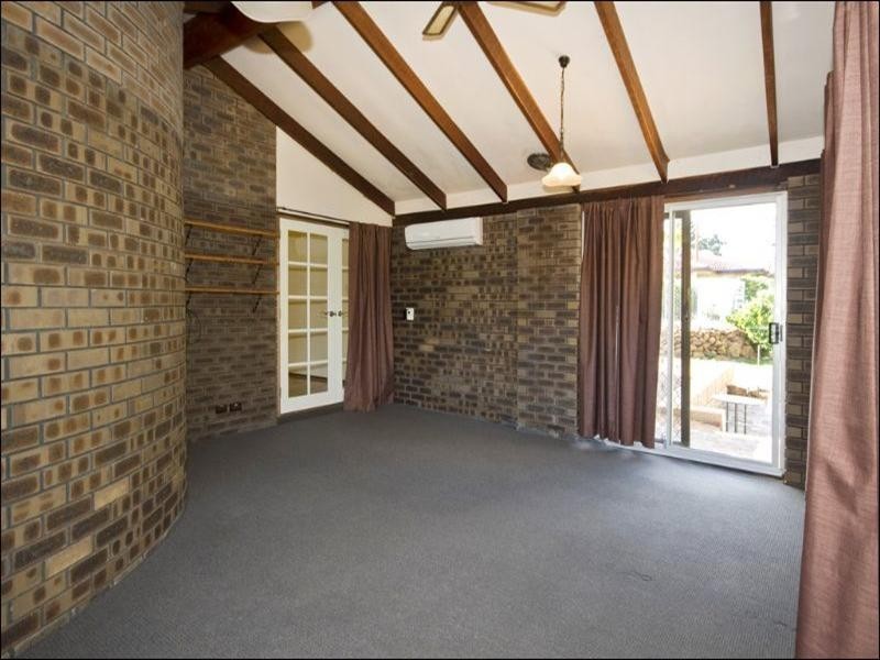 54 Armour Way, Lesmurdie WA 6076