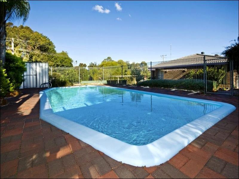 54 Armour Way, Lesmurdie WA 6076