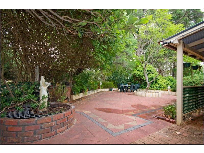 31 Schmitt Road, Kalamunda WA 6076