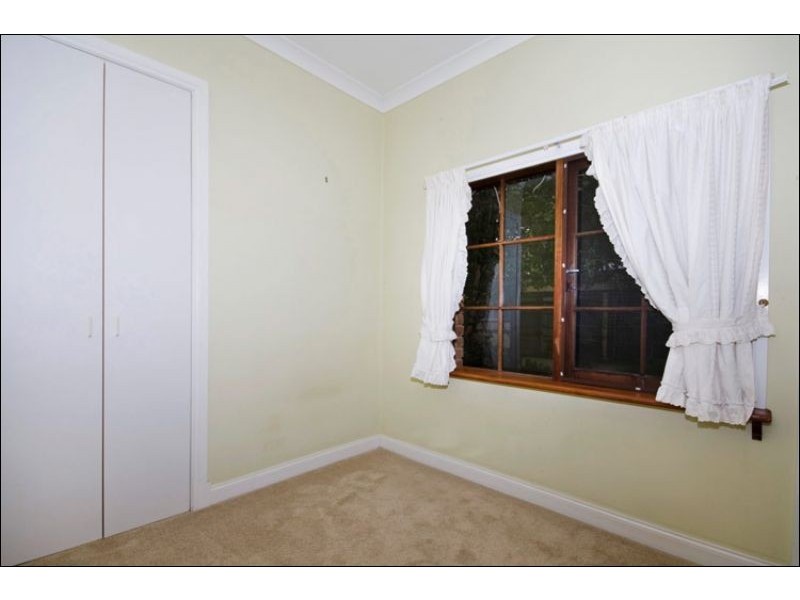 31 Schmitt Road, Kalamunda WA 6076