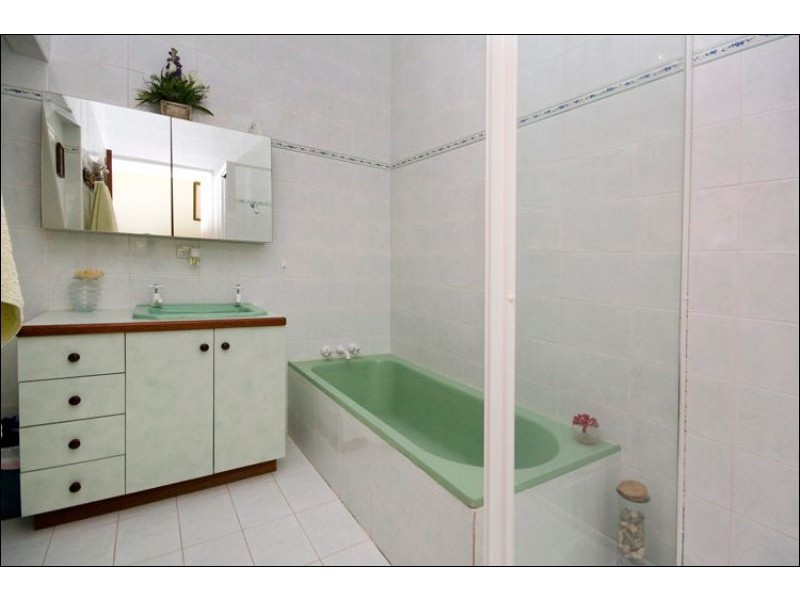 31 Schmitt Road, Kalamunda WA 6076