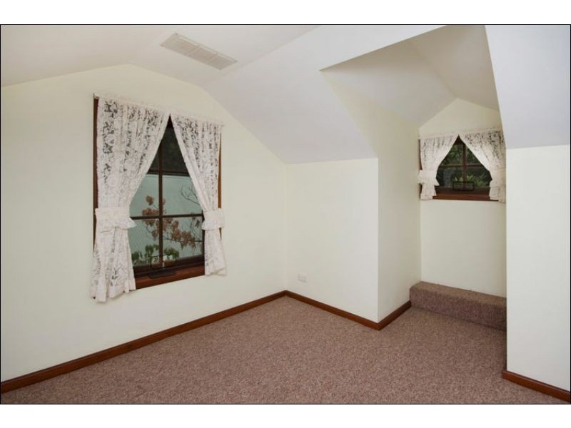 31 Schmitt Road, Kalamunda WA 6076