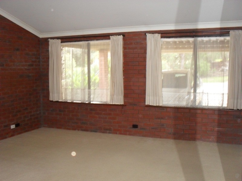 235 Grove Road, Lesmurdie WA 6076