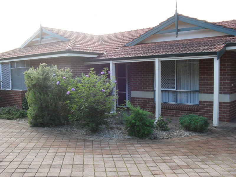 1/31 Railway Road, Kalamunda WA 6076