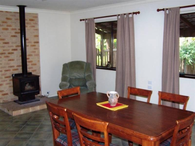 14 Goodall Street, Lesmurdie WA 6076