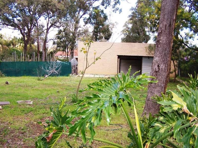 14 Goodall Street, Lesmurdie WA 6076